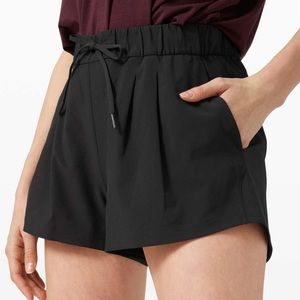 lululemon Stroll at Sundown Short 3”